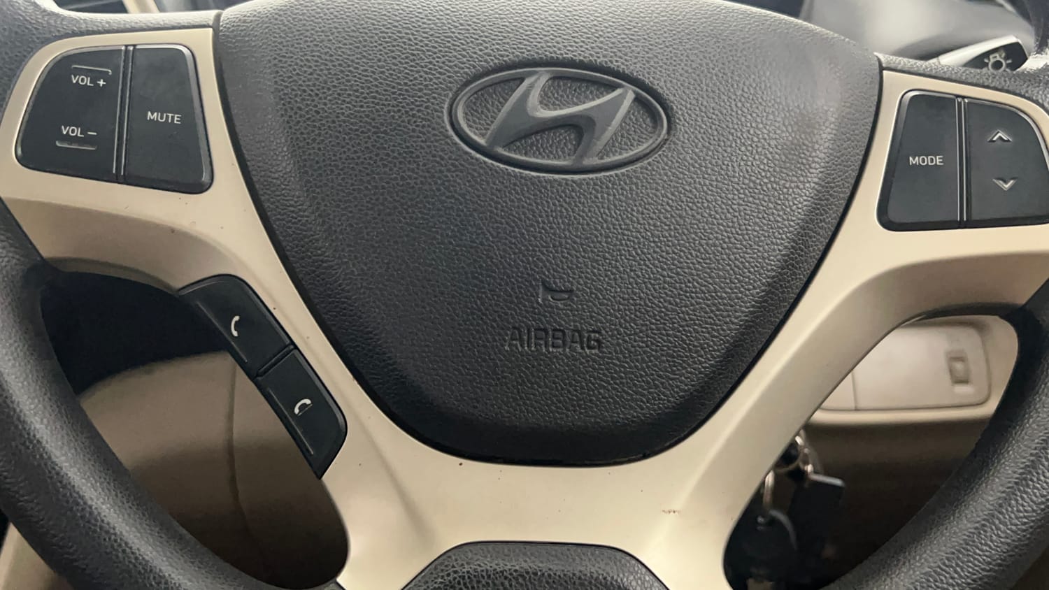 Used 2020 Hyundai Santro Magna Petrol Manual top_features Airbags