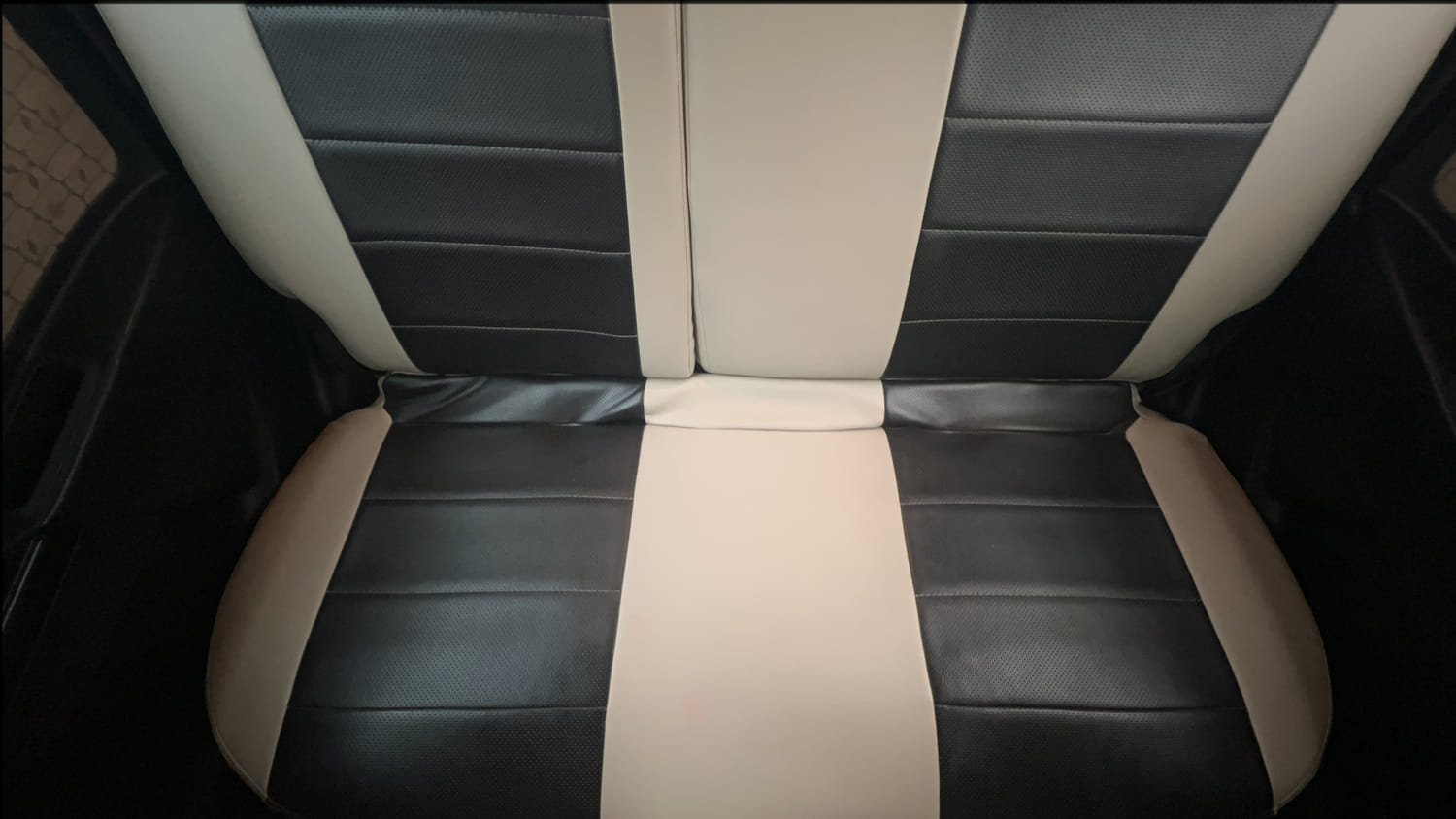 Used 2017 Maruti Suzuki Wagon R VXI Petrol Manual interior REAR SEAT CONDITION VIEW