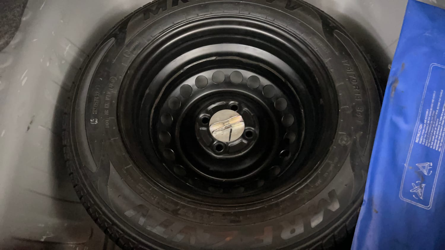 Used 2019 Honda Amaze 1.2 V CVT Petrol Petrol Automatic tyres SPARE TYRE VIEW