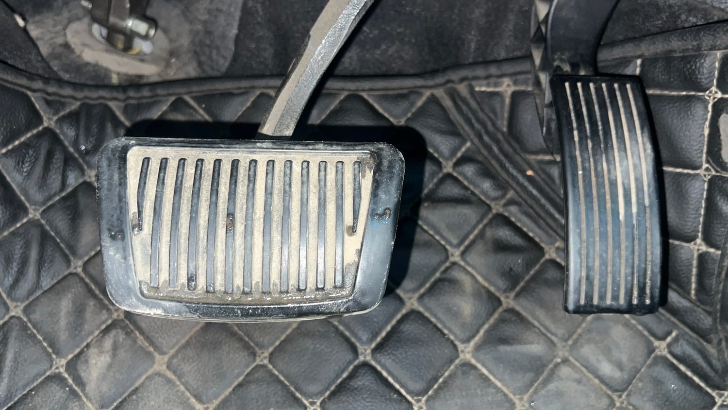 Used 2020 Hyundai Grand i10 Nios Sportz AMT 1.2 Kappa VTVT Petrol Automatic interior PEDALS VIEW