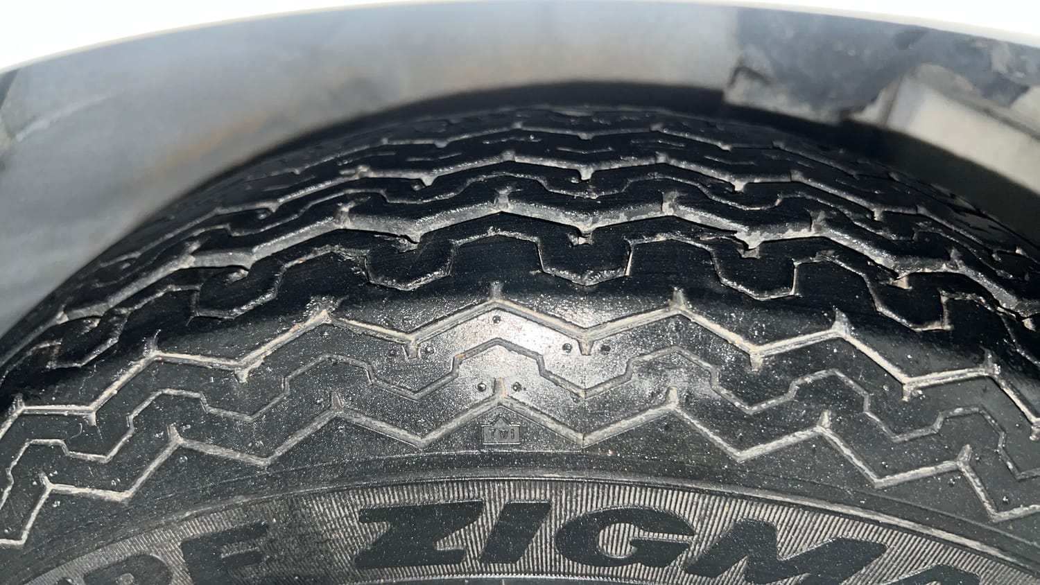 Used 2014 Hyundai Eon Era + Petrol Manual tyres RIGHT FRONT TYRE TREAD VIEW