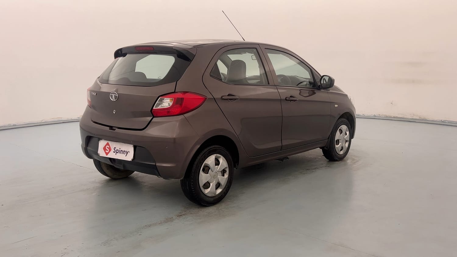 Used 2019 Tata Tiago Revotron XT Petrol Manual exterior RIGHT REAR CORNER VIEW