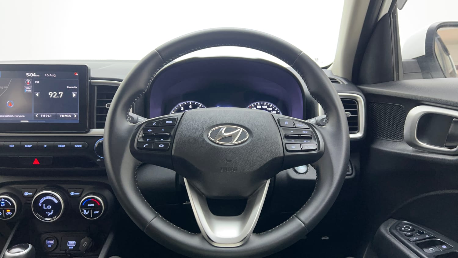 Used 2020 Hyundai Venue SX Plus 1.0 Turbo DCT Petrol Automatic interior STEERING VIEW