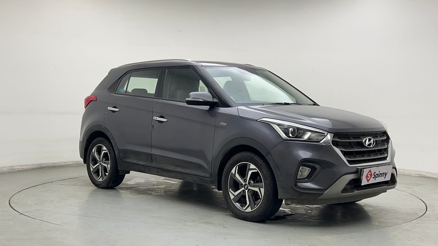 Used 2018 Hyundai Creta SX 1.6 AT CRDi Diesel Automatic exterior RIGHT FRONT CORNER VIEW