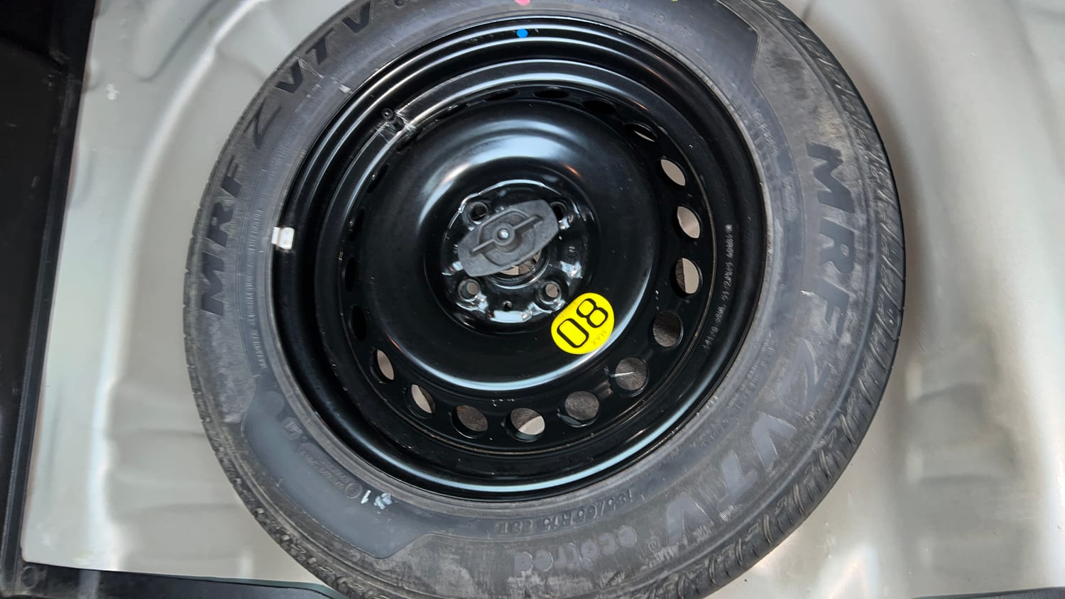 Used 2020 Toyota Glanza V Petrol Manual tyres SPARE TYRE VIEW