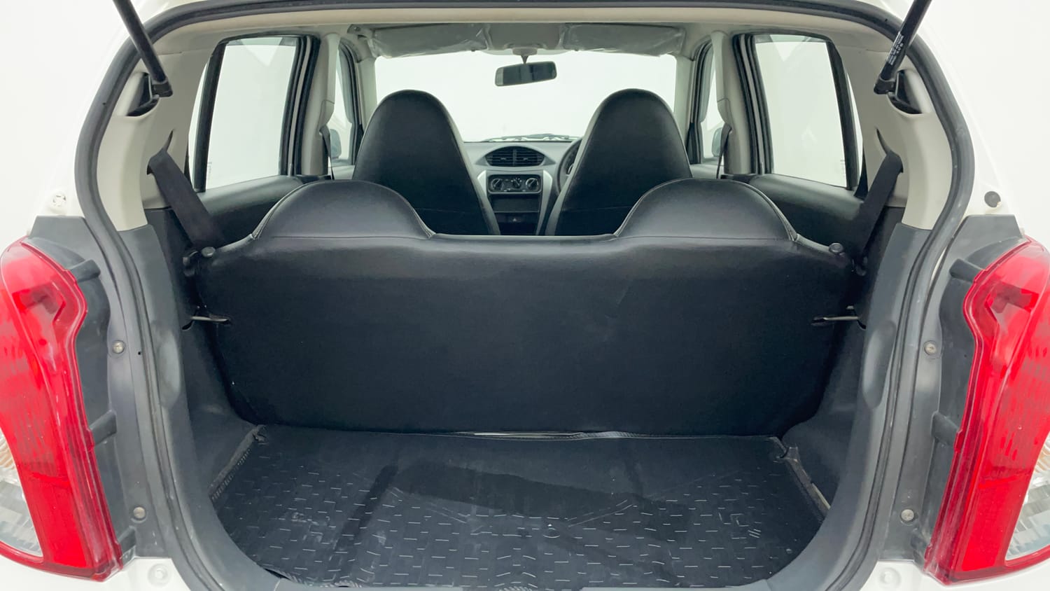 Used 2019 Maruti Suzuki Alto 800 LXi Petrol Manual interior DICKY INSIDE VIEW