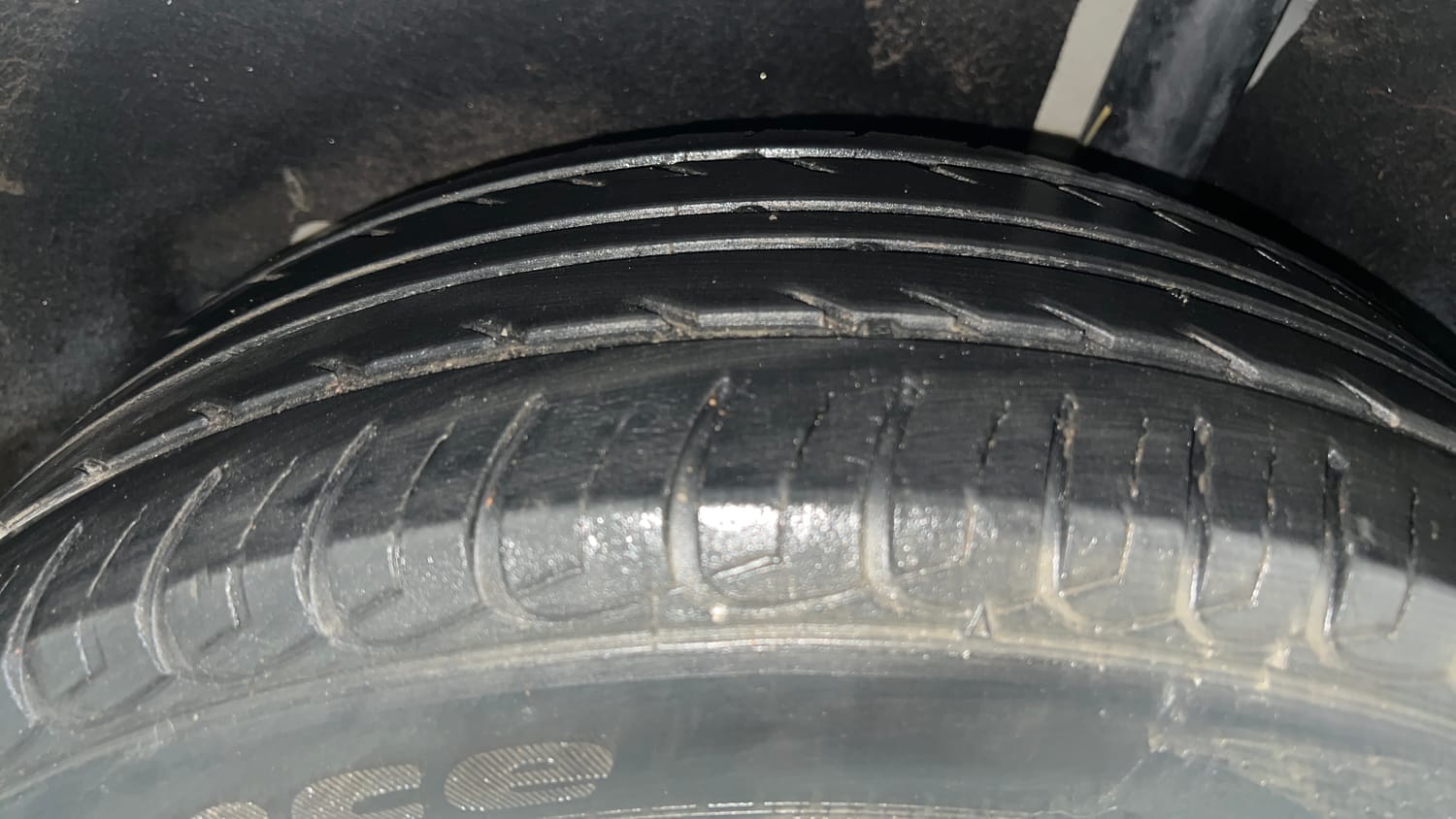 Used 2017 Ford EcoSport Trend+ 1.5L TDCi Diesel Manual tyres LEFT REAR TYRE TREAD VIEW
