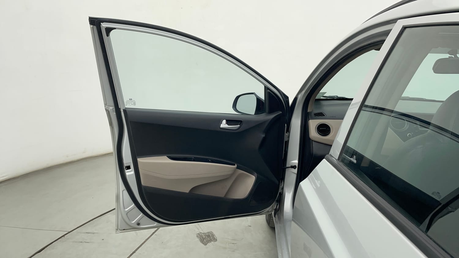 Used 2016 Hyundai Grand i10 Asta 1.2 Kappa VTVT Petrol Manual interior LEFT FRONT DOOR OPEN VIEW