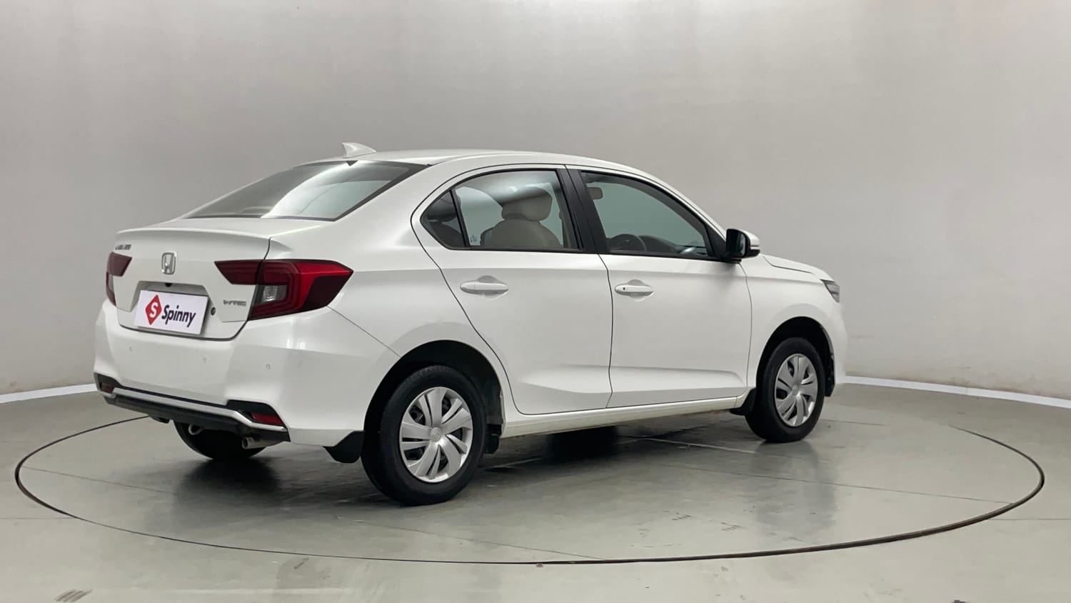 Used 2024 Honda Amaze S 1.2 Petrol MT Petrol Manual exterior RIGHT REAR CORNER VIEW
