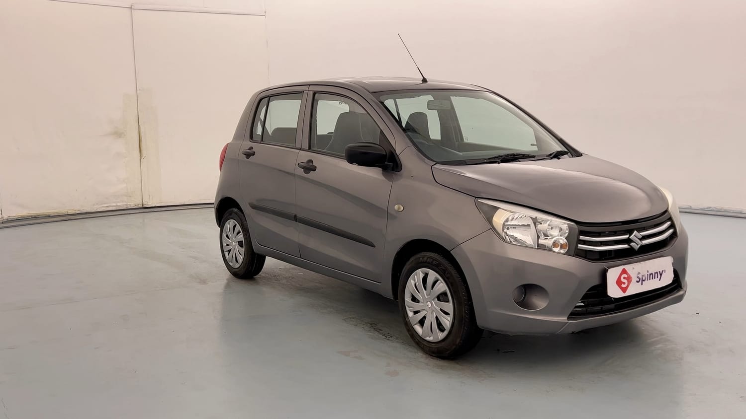 Used 2014 Maruti Suzuki Celerio VXi AMT Petrol Automatic exterior RIGHT FRONT CORNER VIEW