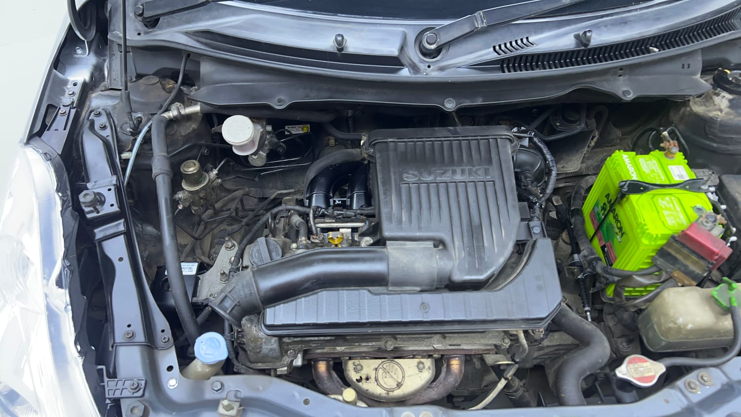 Used 2012 Maruti Suzuki Swift VXi Petrol Manual engine ENGINE RIGHT SIDE VIEW