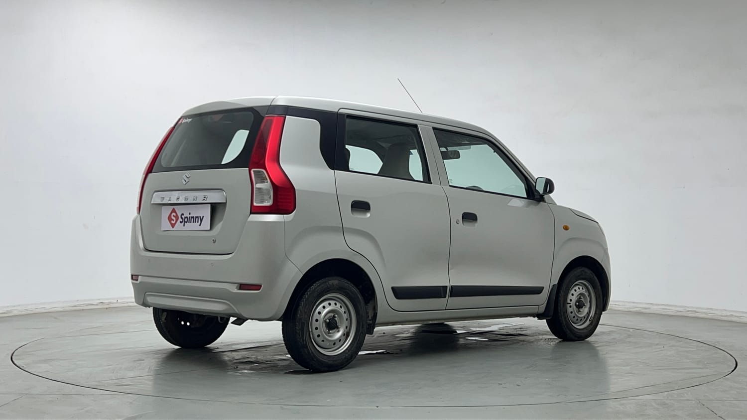 Used 2021 Maruti Suzuki Wagon R 1.0 LXi 1.0 Petrol Manual exterior RIGHT REAR CORNER VIEW