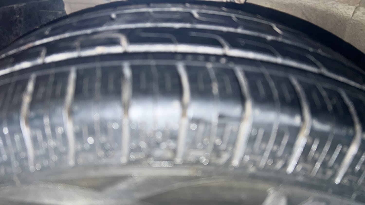 Used 2020 Maruti Suzuki Ciaz Delta 1.5 Petrol Manual tyres LEFT FRONT TYRE TREAD VIEW