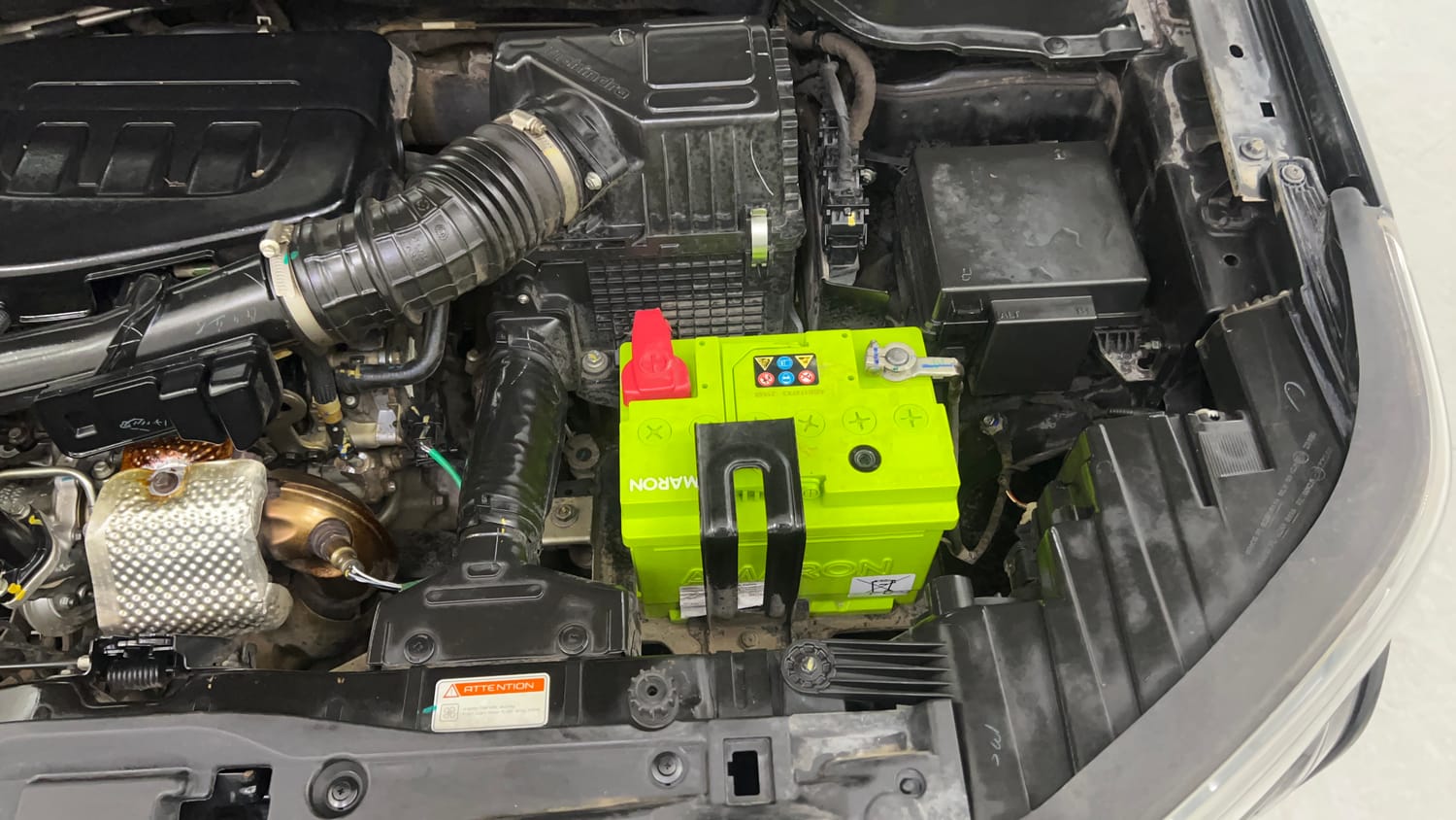Used 2022 Mahindra XUV 300 W8 (O) 1.2 Petrol Petrol Manual engine ENGINE LEFT SIDE VIEW