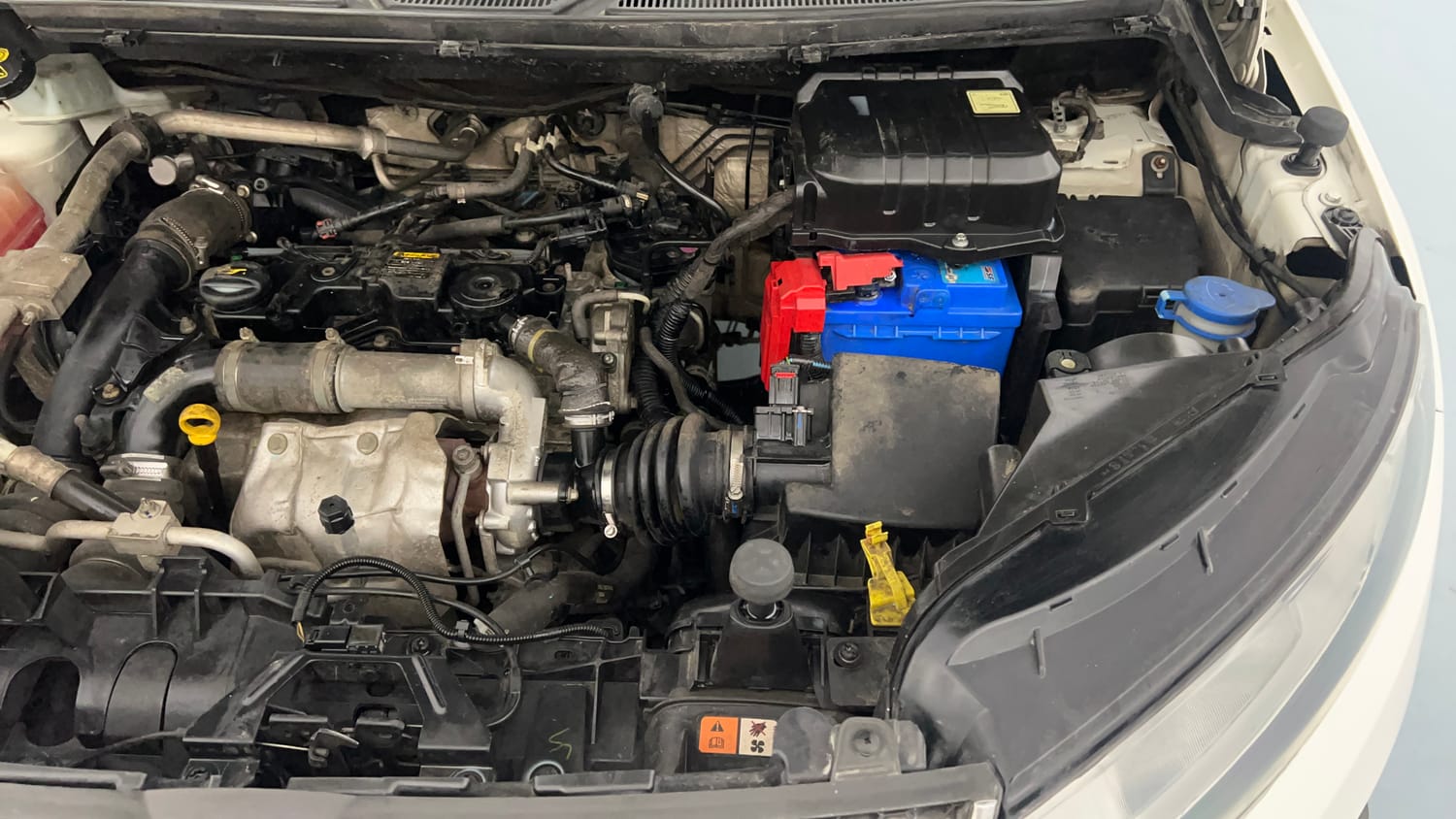 Used 2017 Ford EcoSport Trend+ 1.5L TDCi Diesel Manual engine ENGINE LEFT SIDE VIEW
