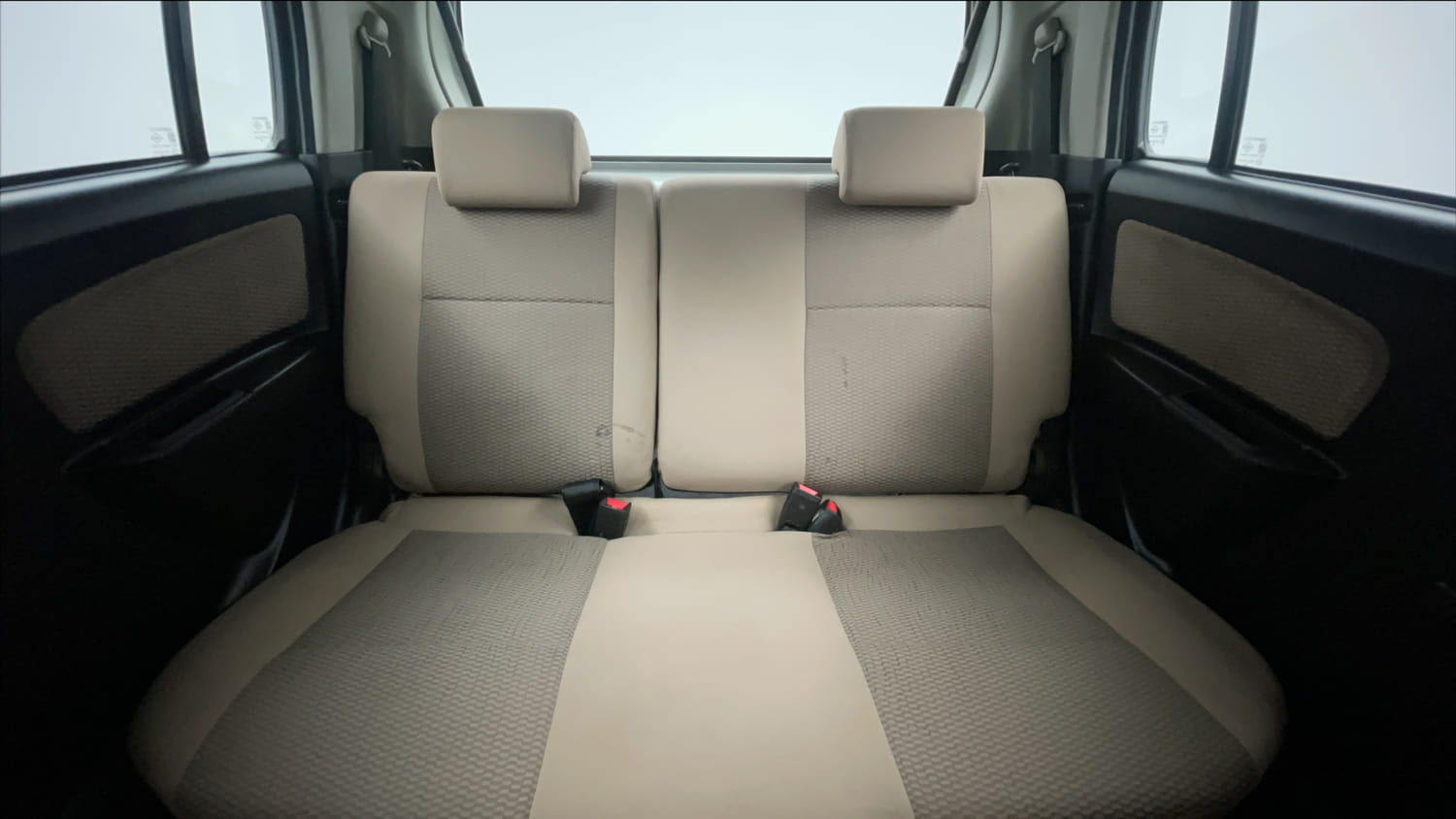 Used 2021 Maruti Suzuki Wagon R LXI Petrol Manual interior REAR SEAT CONDITION VIEW
