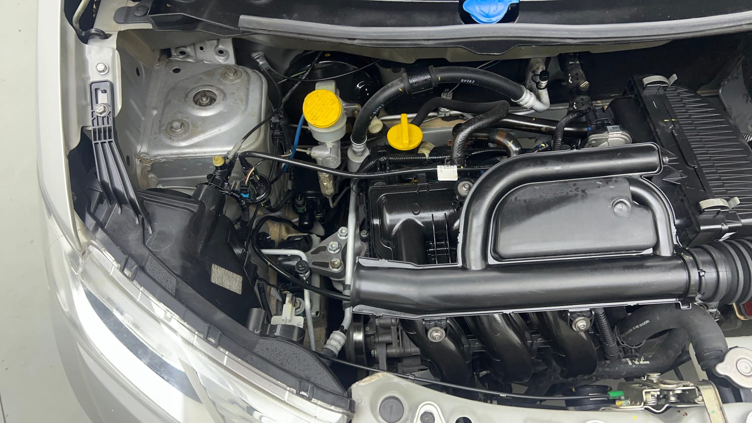 Used 2018 Datsun Redi-GO T(O) 1.0 AMT Petrol Automatic engine ENGINE RIGHT SIDE VIEW