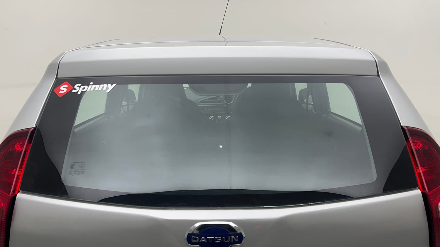 Used 2018 Datsun Redi-GO T(O) 1.0 AMT Petrol Automatic exterior BACK WINDSHIELD VIEW