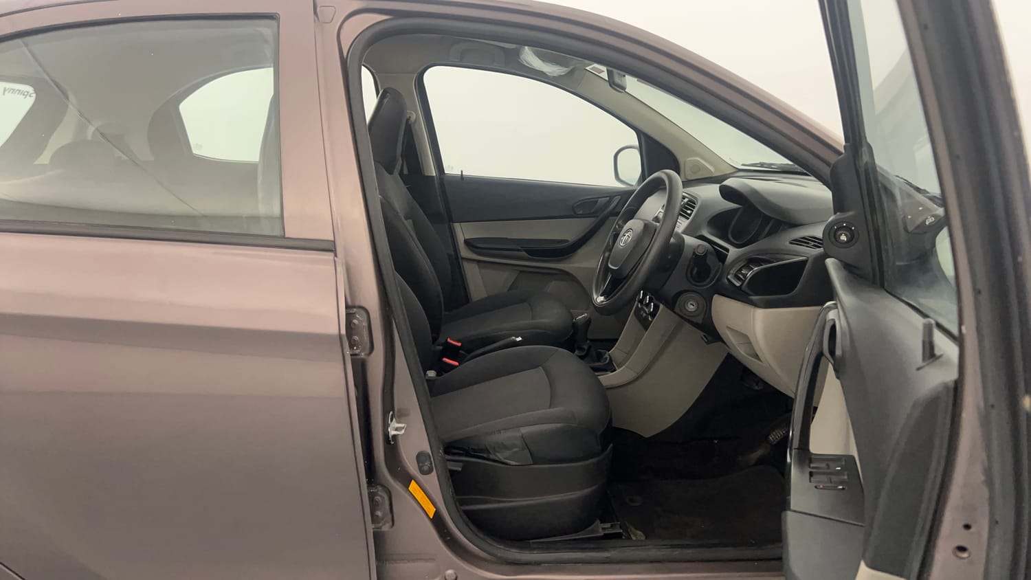 Used 2019 Tata Tiago Revotron XT Petrol Manual interior RIGHT SIDE FRONT DOOR CABIN VIEW
