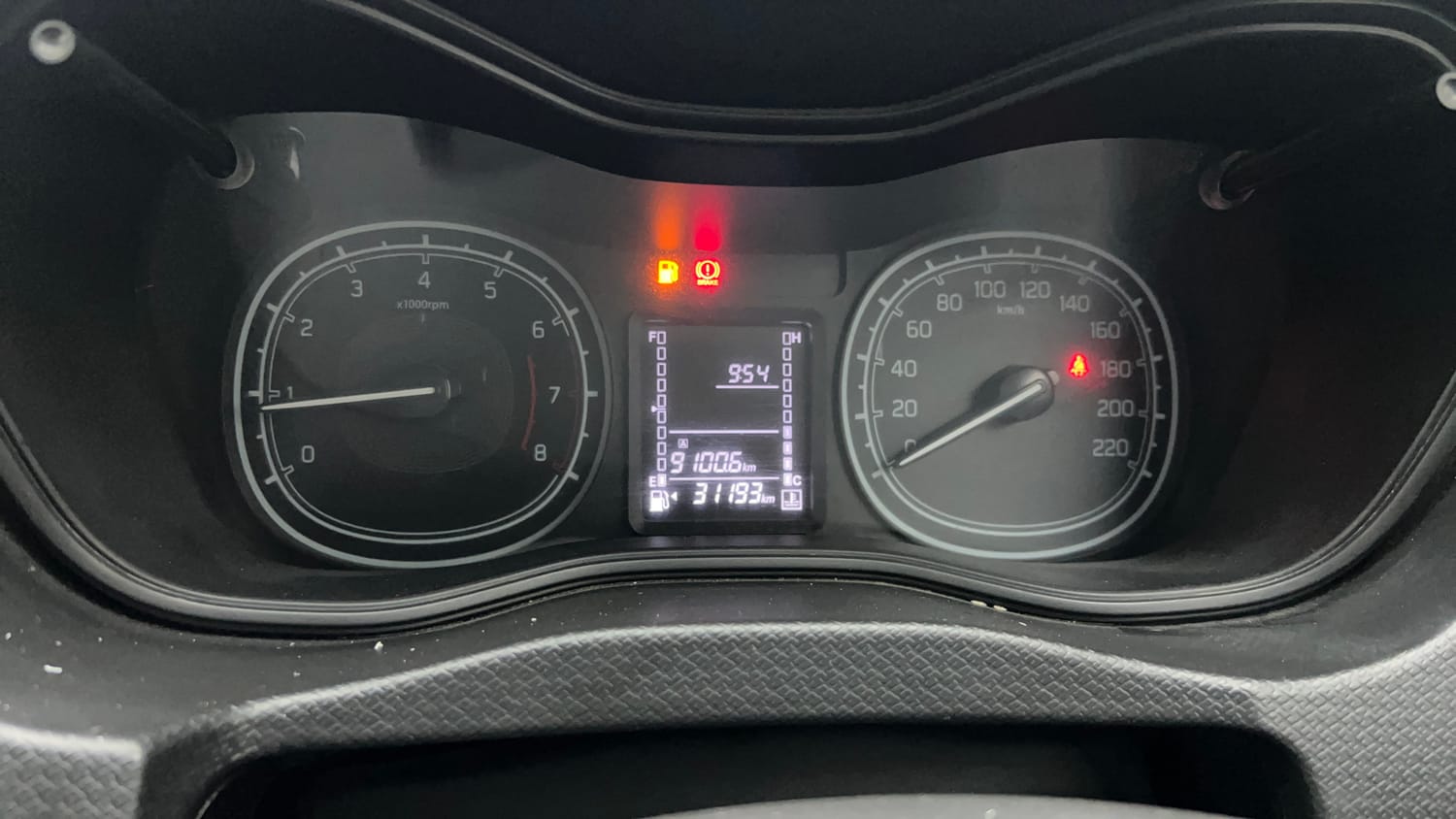 Used 2021 maruti-suzuki Vitara Brezza VXi Petrol Manual interior CLUSTERMETER VIEW
