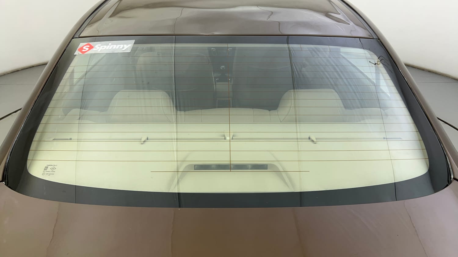 Used 2015 Maruti Suzuki Ciaz ZXI+ Petrol Manual exterior BACK WINDSHIELD VIEW