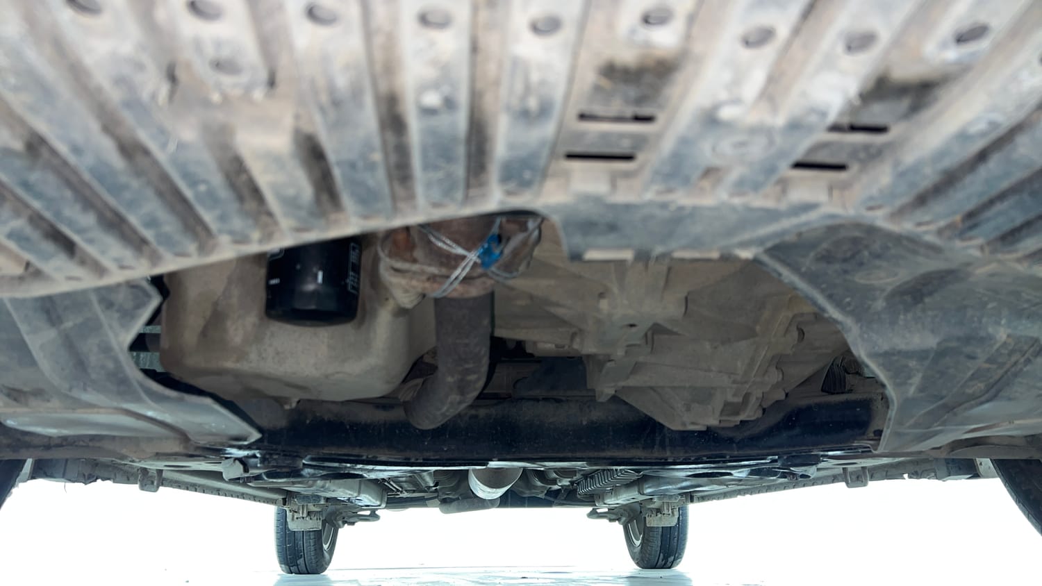 Used 2020 Maruti Suzuki Ciaz Delta 1.5 Petrol Manual extra FRONT LEFT UNDERBODY VIEW