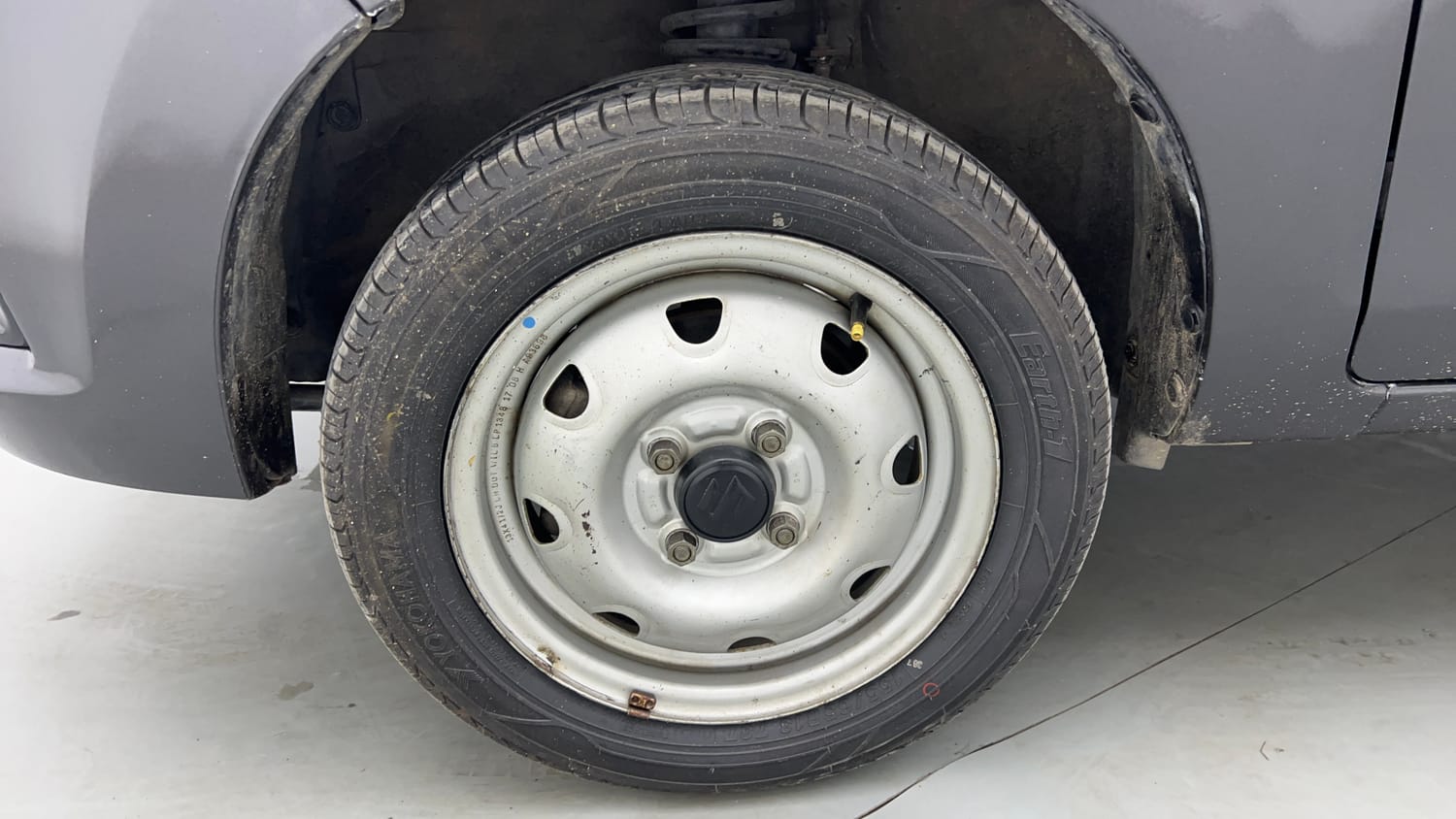 Used 2017 Maruti Suzuki Alto K10 LXi Petrol Manual tyres LEFT FRONT TYRE RIM VIEW
