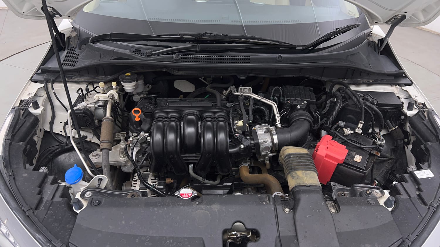 Used 2024 Honda City ZX Petrol CVT Petrol Automatic engine ENGINE & BONNET OPEN FRONT VIEW