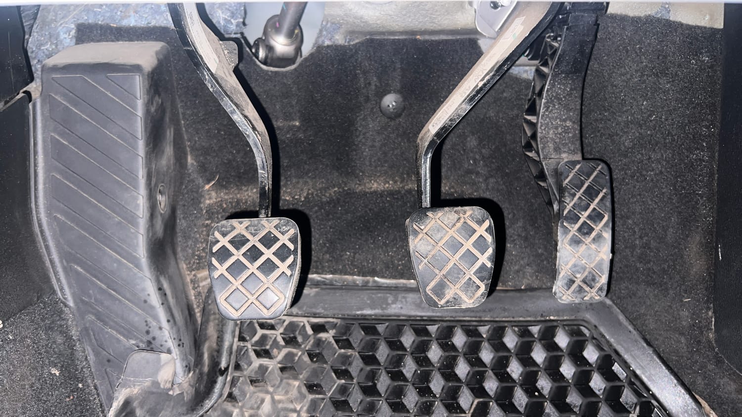 Used 2024 Skoda Kushaq Ambition 1.0L TSI MT Petrol Manual interior PEDALS VIEW