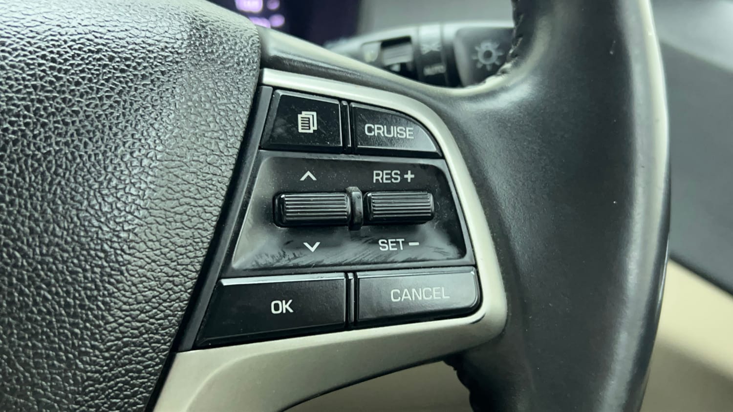 Used 2019 Hyundai Verna SX (O) 1.6 VTVT AT Petrol Automatic top_features Cruise control