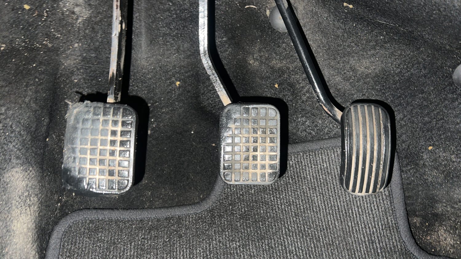 Used 2019 Tata Tiago Revotron XT Petrol Manual interior PEDALS VIEW