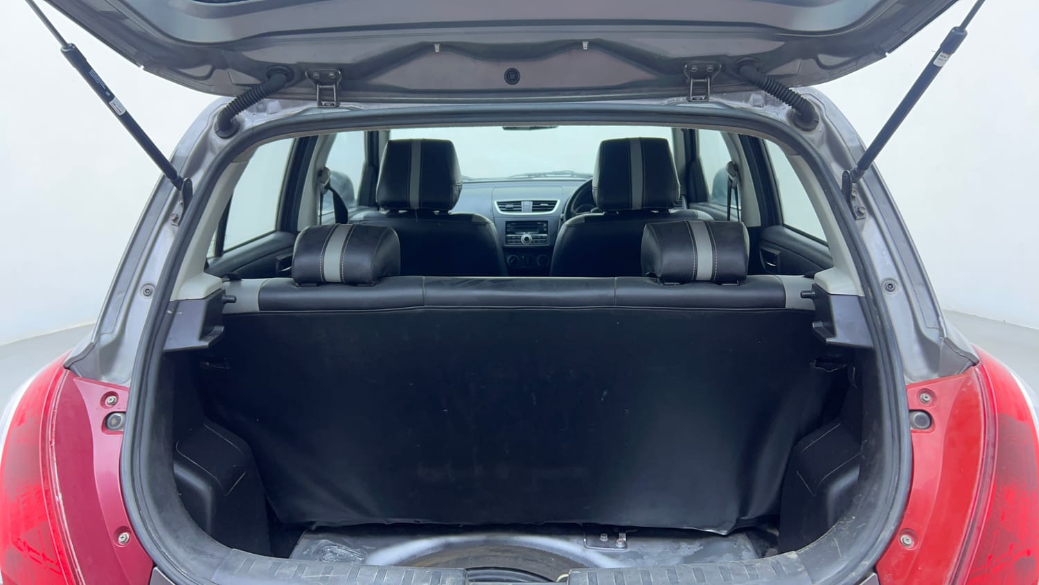 Used 2012 Maruti Suzuki Swift VXi Petrol Manual interior DICKY INSIDE VIEW