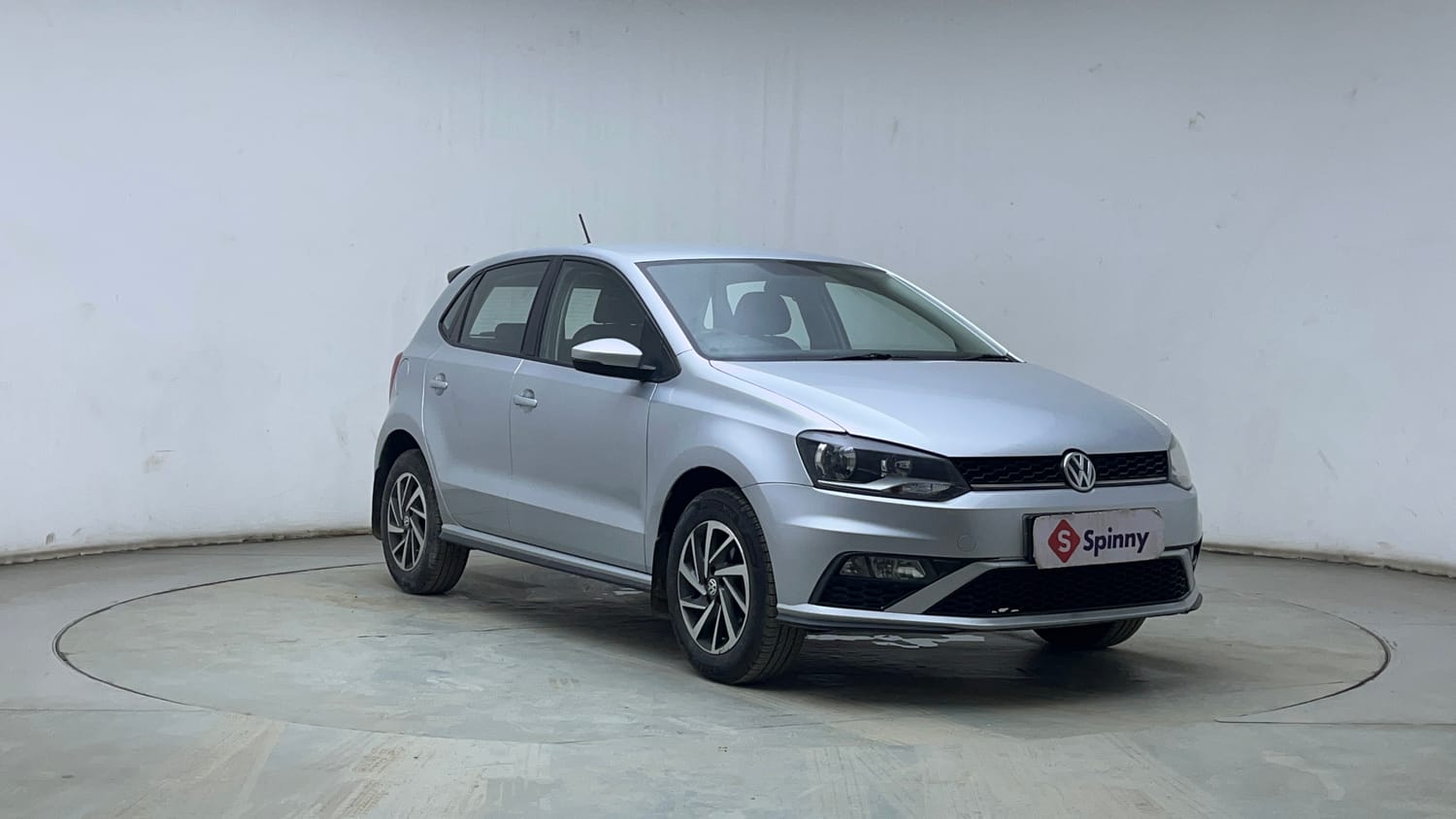 Used 2020 Volkswagen Polo Comfortline 1.0L (P) Petrol Manual exterior RIGHT FRONT CORNER VIEW