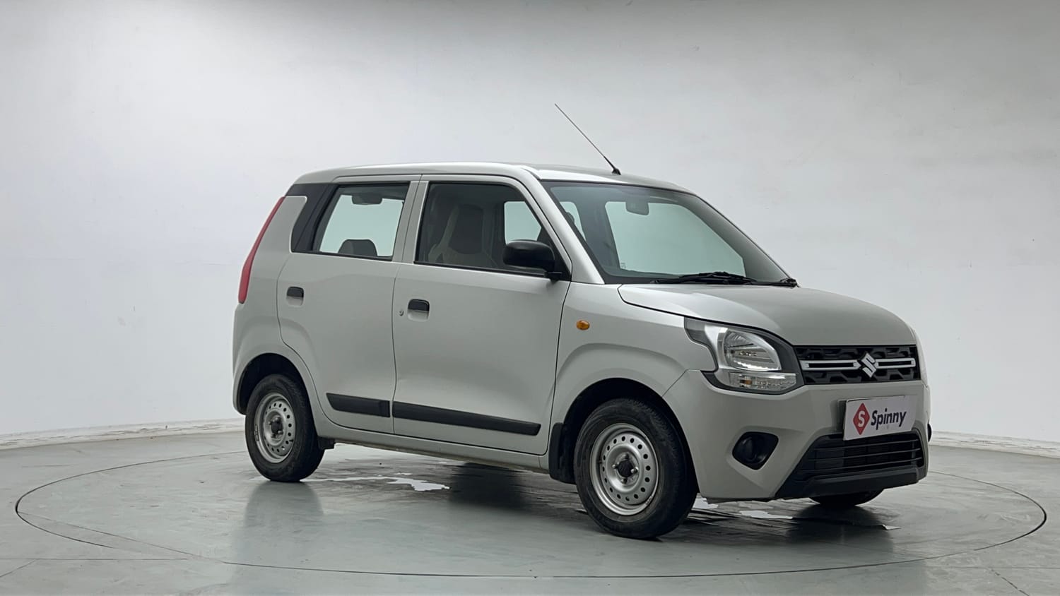 Used 2021 Maruti Suzuki Wagon R 1.0 LXi 1.0 Petrol Manual exterior RIGHT FRONT CORNER VIEW