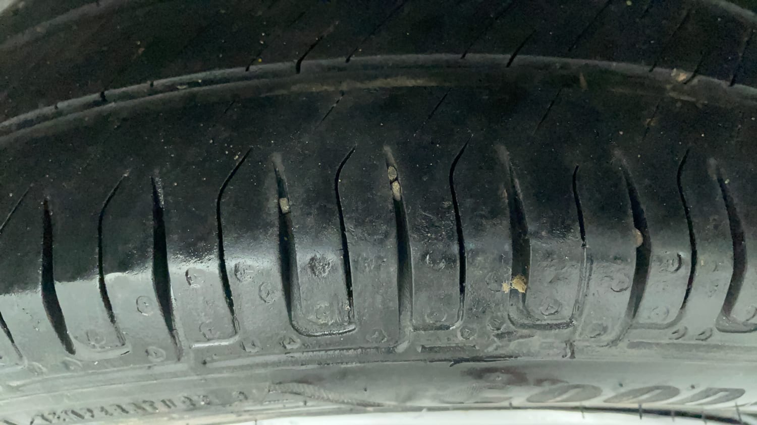Used 2016 Maruti Suzuki Wagon R VXI Petrol Manual tyres LEFT REAR TYRE TREAD VIEW