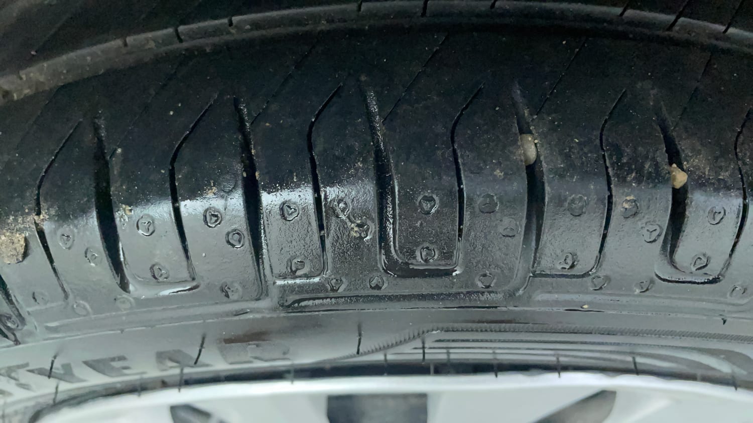 Used 2016 Maruti Suzuki Wagon R VXI Petrol Manual tyres RIGHT REAR TYRE TREAD VIEW