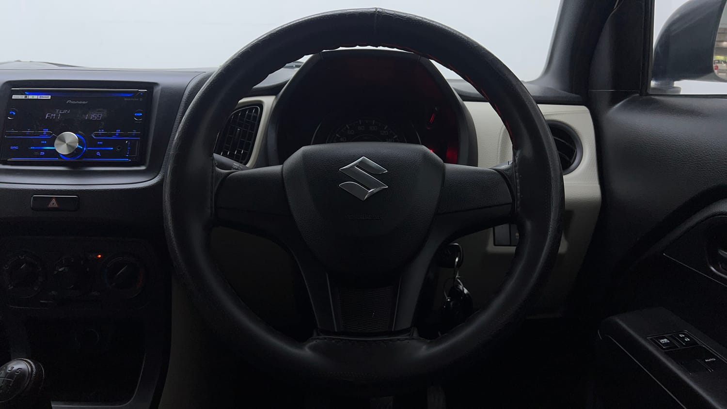 Used 2021 Maruti Suzuki Wagon R 1.0 LXi 1.0 Petrol Manual interior STEERING VIEW