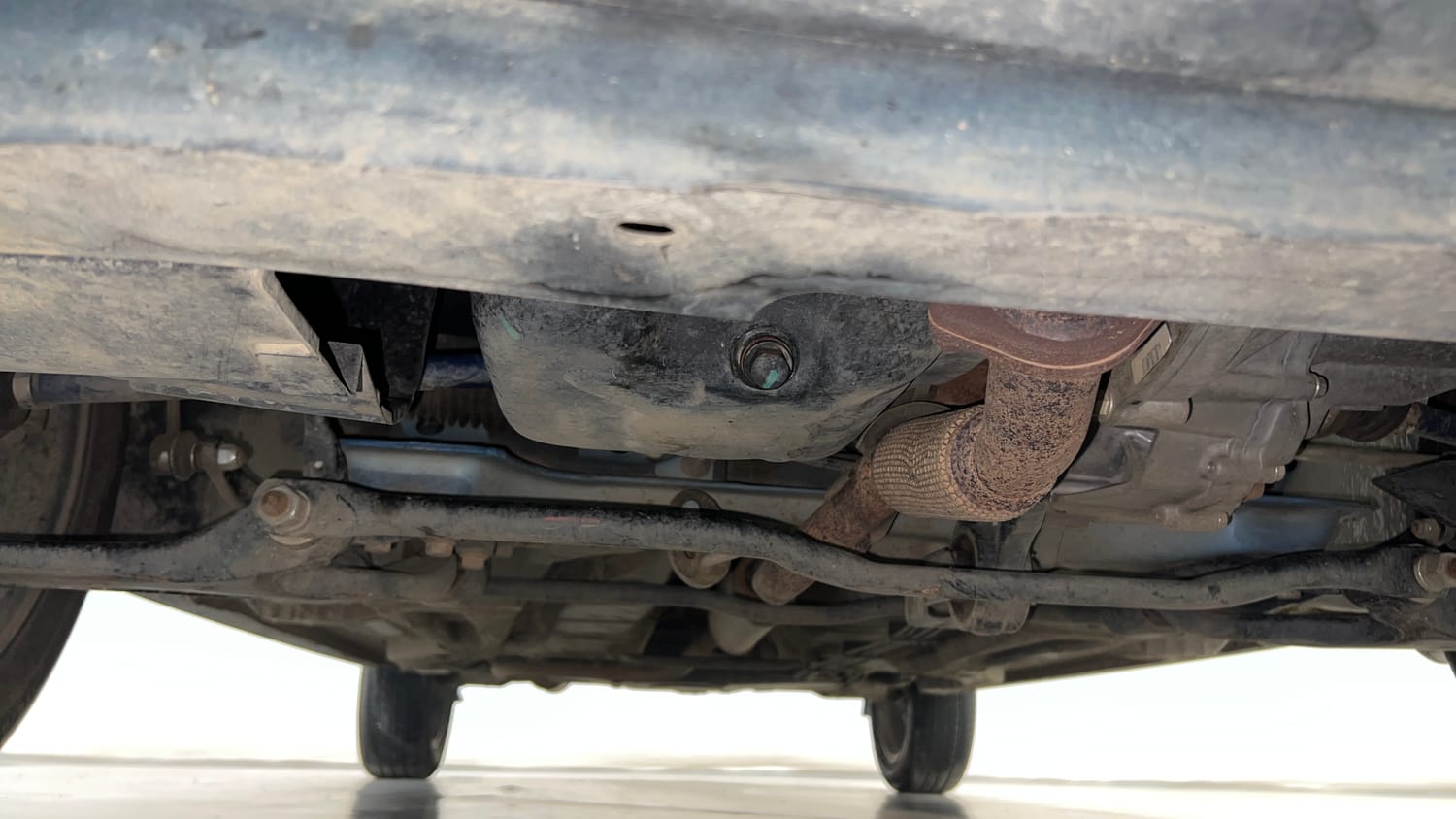 Used 2021 Tata Tiago XZ Plus Petrol Manual extra FRONT LEFT UNDERBODY VIEW
