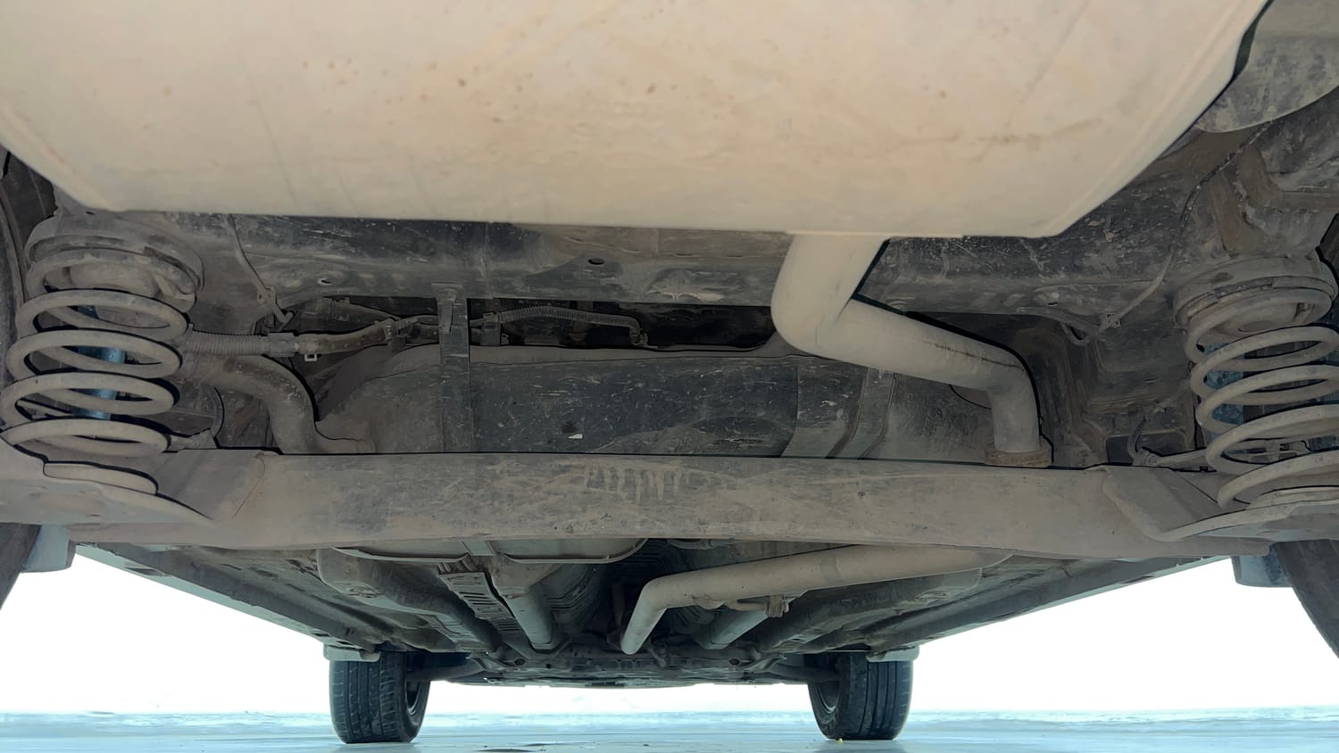 Used 2018 Hyundai Creta SX 1.6 AT CRDi Diesel Automatic extra REAR UNDERBODY VIEW (TAKEN FROM REAR)