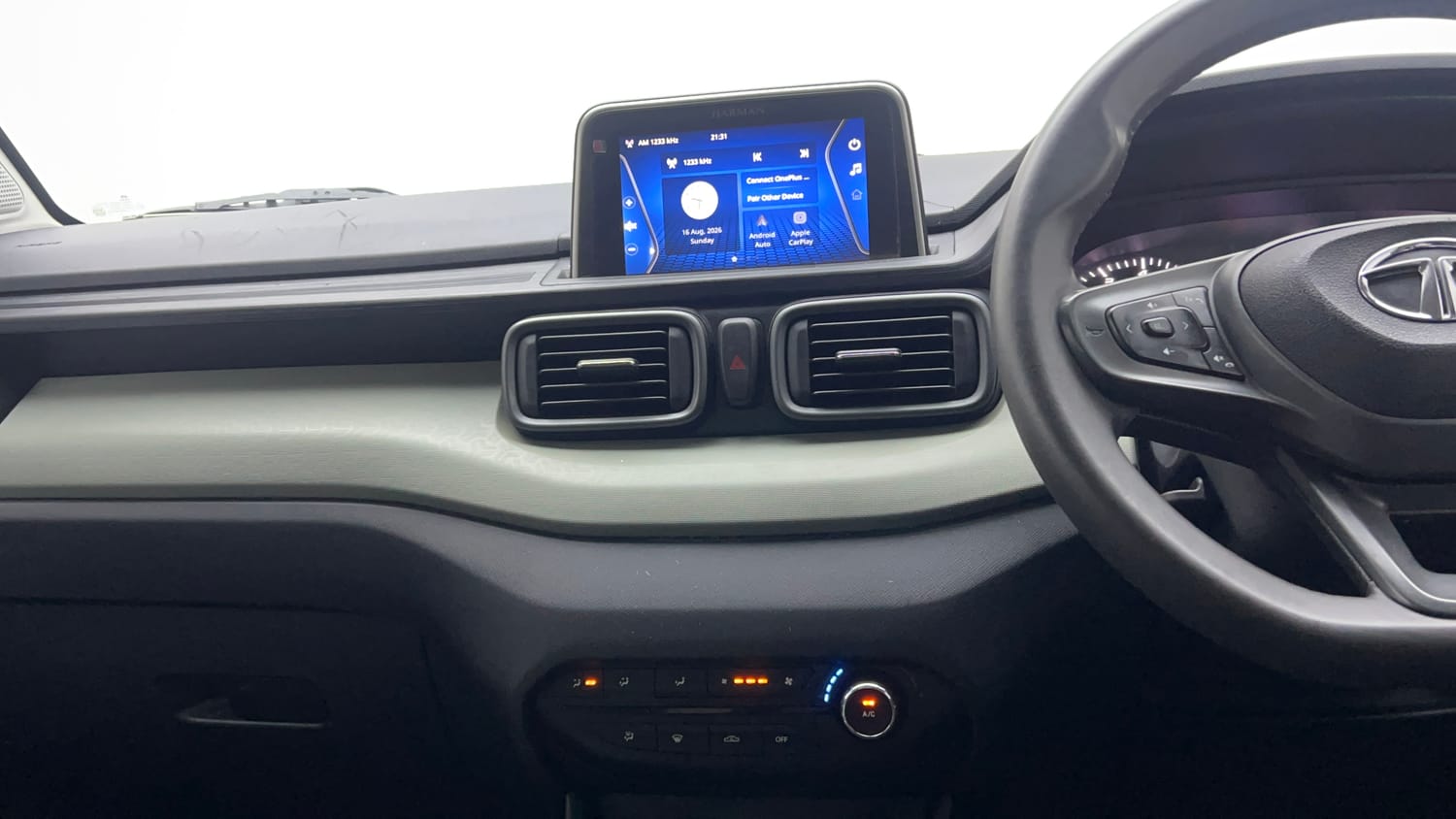 Used 2023 Tata Punch Camo Adventure Rhythm AMT Petrol Automatic interior MUSIC SYSTEM & AC CONTROL VIEW