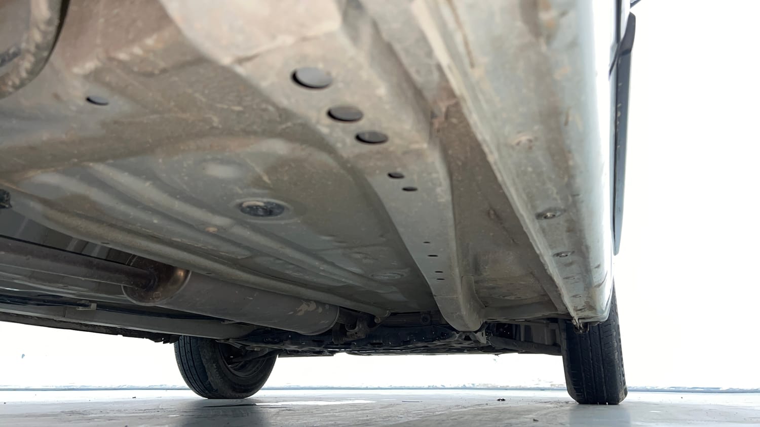 Used 2024 Maruti Suzuki Celerio VXi Petrol Manual extra REAR RIGHT UNDERBODY VIEW