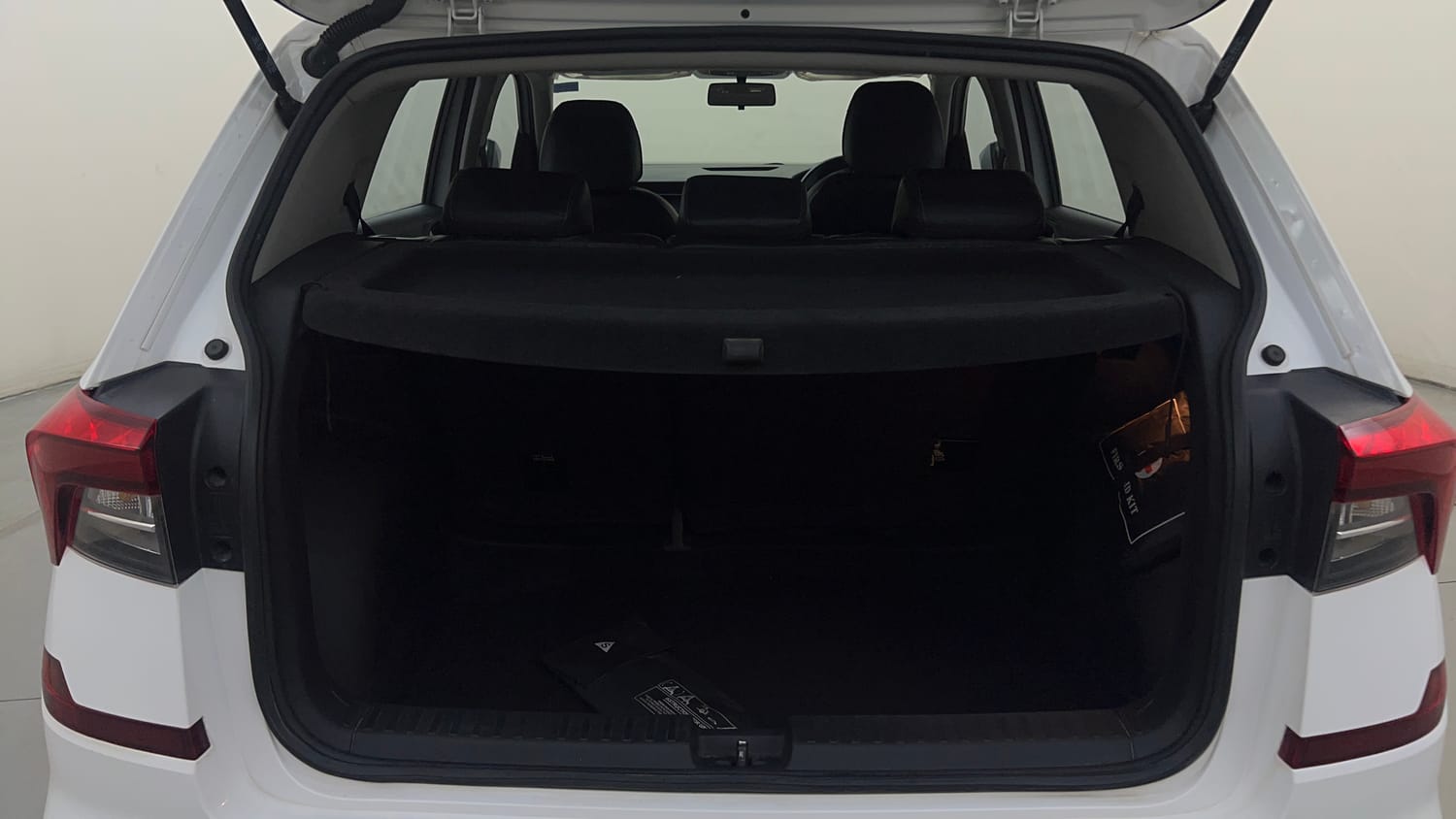 Used 2024 Skoda Kushaq Ambition 1.0L TSI MT Petrol Manual interior DICKY INSIDE VIEW