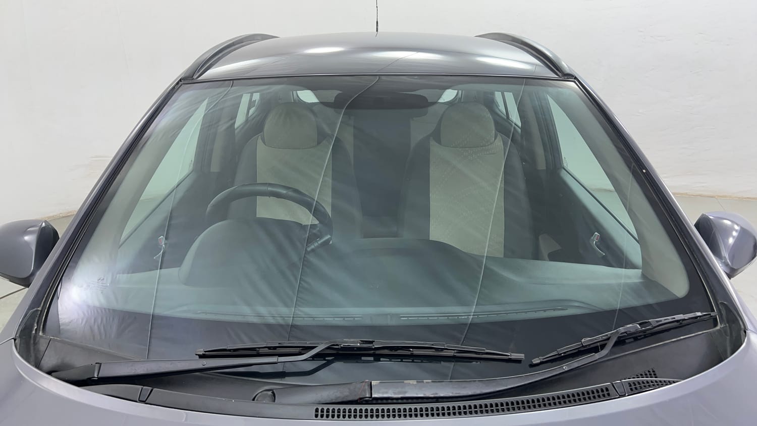 Used 2017 Hyundai Grand i10 Sportz (O) AT 1.2 Kappa VTVT Petrol Automatic exterior FRONT WINDSHIELD VIEW