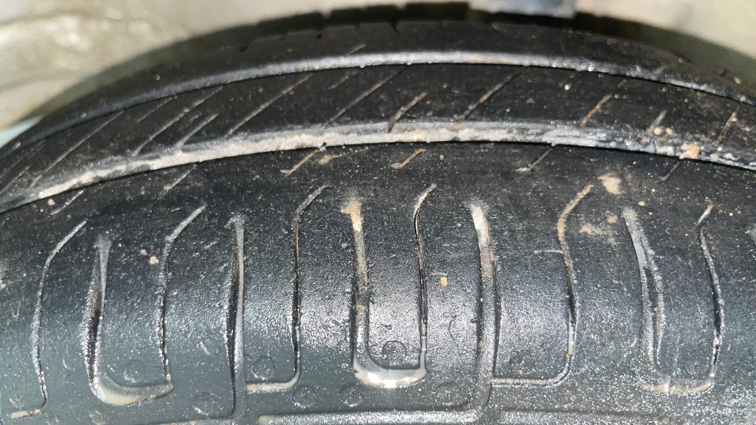 Used 2021 Maruti Suzuki Wagon R LXI Petrol Manual tyres LEFT FRONT TYRE TREAD VIEW