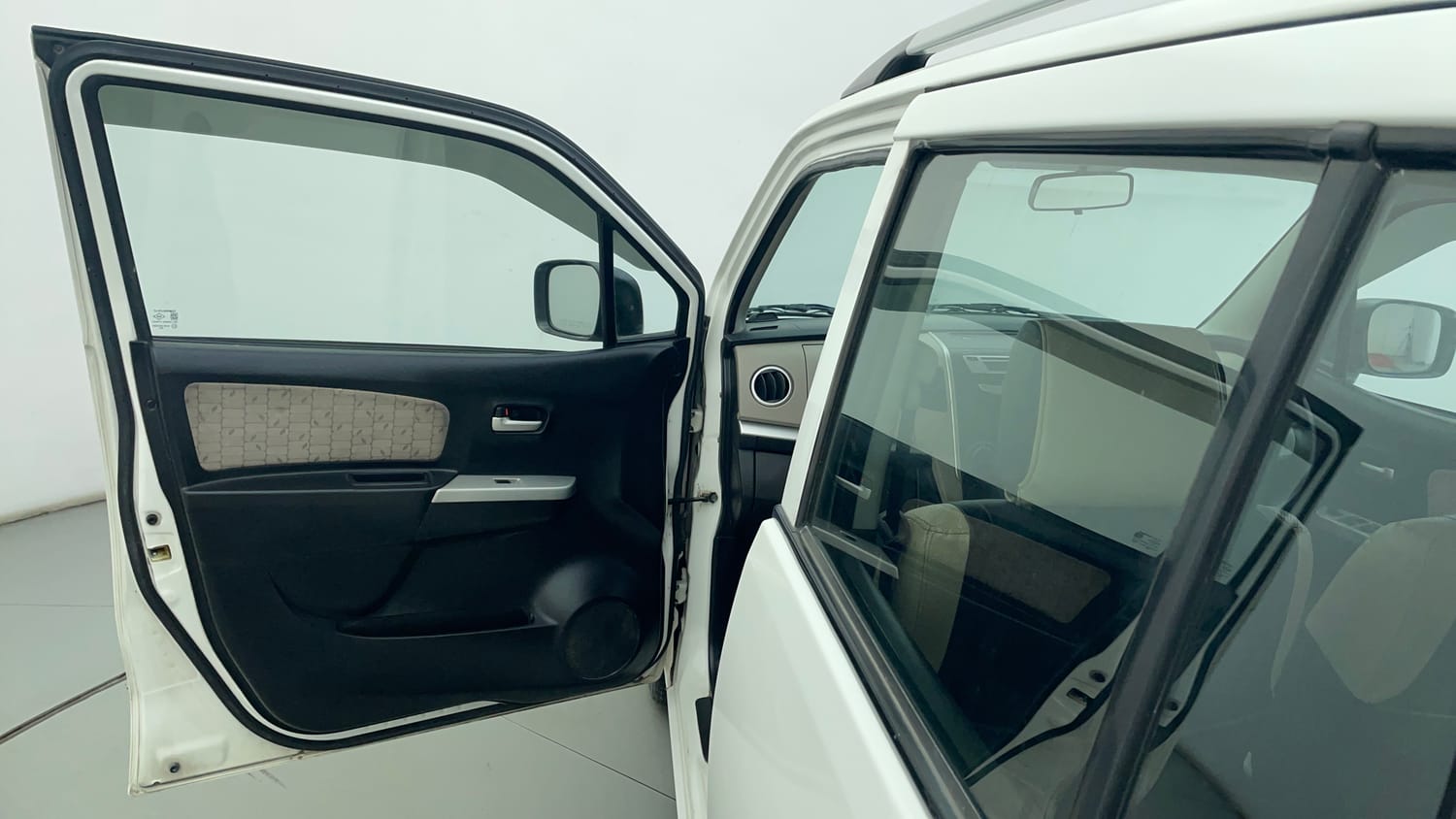 Used 2016 Maruti Suzuki Wagon R VXI Petrol Manual interior LEFT FRONT DOOR OPEN VIEW