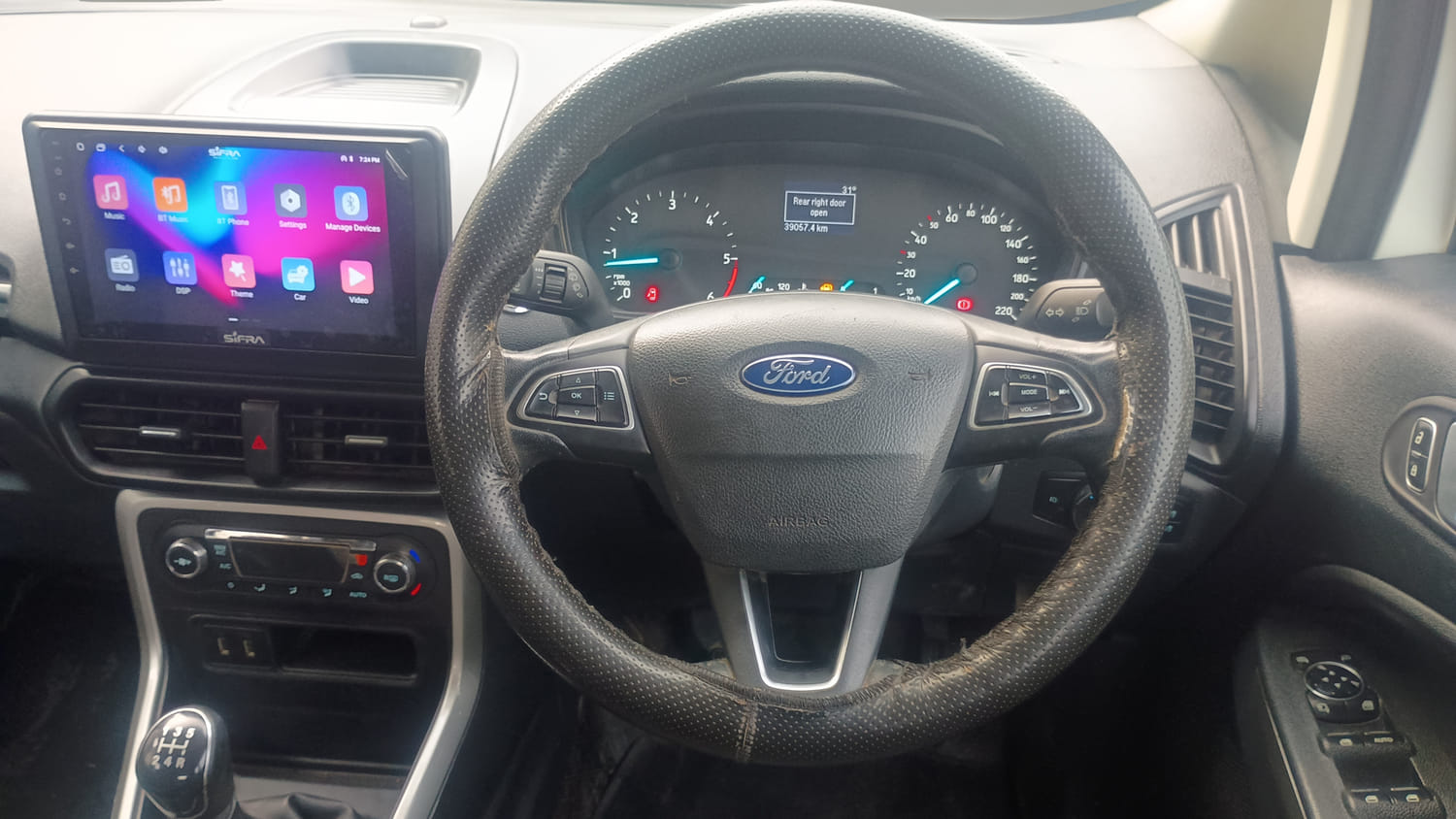 Used 2018 Ford EcoSport Titanium 1.5L TDCi Diesel Manual interior STEERING VIEW