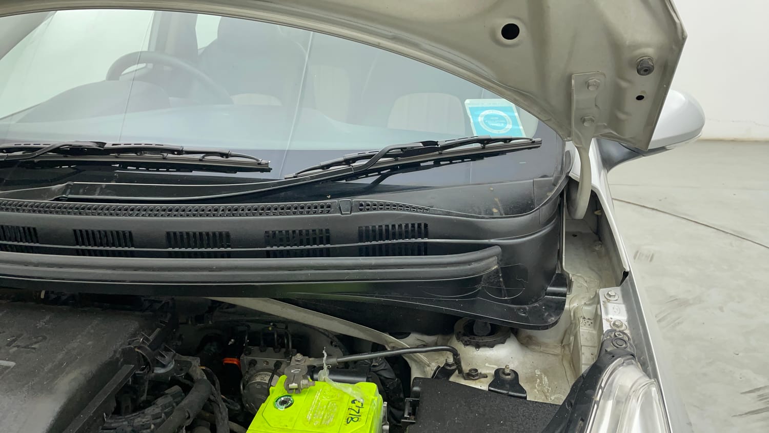 Used 2016 Hyundai Grand i10 Asta 1.2 Kappa VTVT Petrol Manual engine ENGINE LEFT SIDE HINGE & APRON VIEW