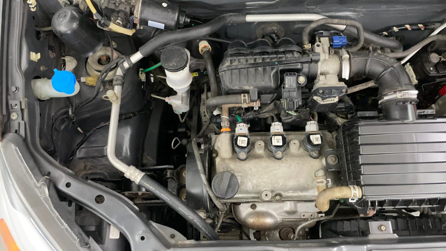 Used 2016 Maruti Suzuki Alto 800 Lxi Petrol Manual engine ENGINE RIGHT SIDE VIEW