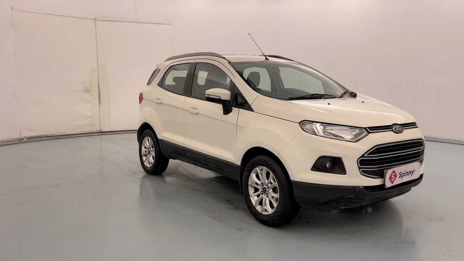 Used 2017 Ford EcoSport Trend+ 1.5L TDCi Diesel Manual exterior RIGHT FRONT CORNER VIEW