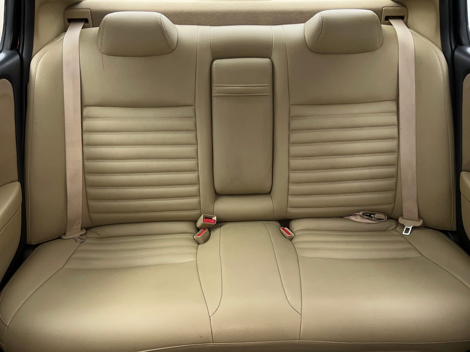 Used 2015 Honda City SV Petrol Manual interior REAR SEAT CONDITION VIEW